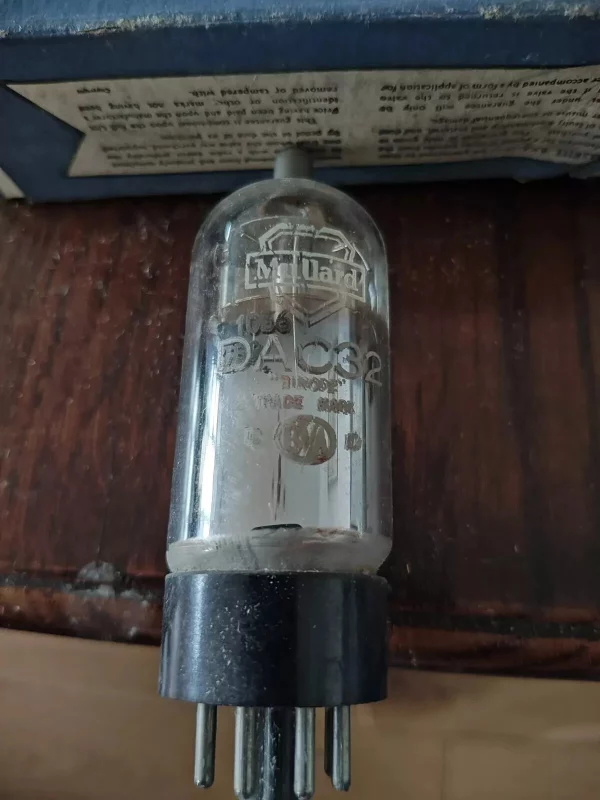 DAC32 MULLARD
